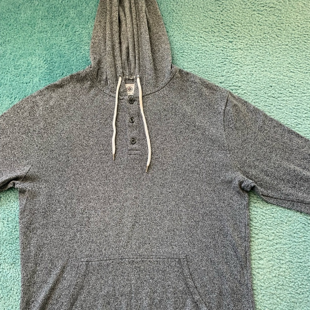 Men’s Size Large On The Byas pullover.